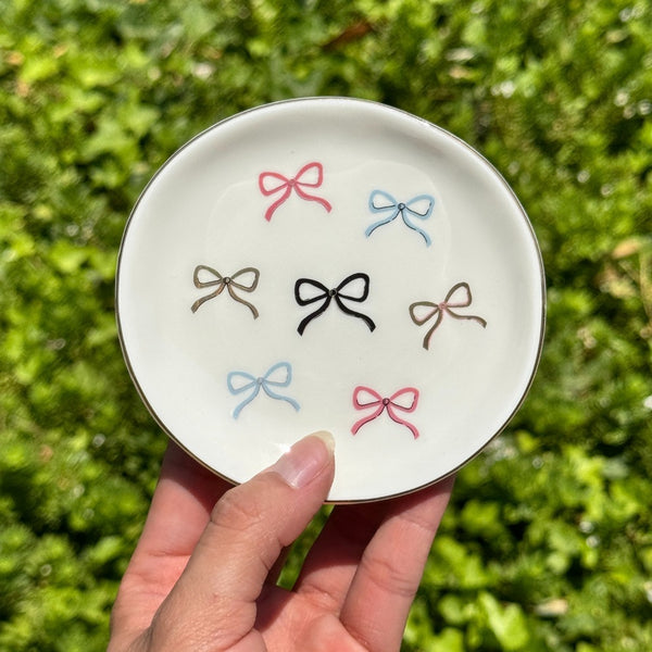 Multicolor Bows Round Trinket Tray