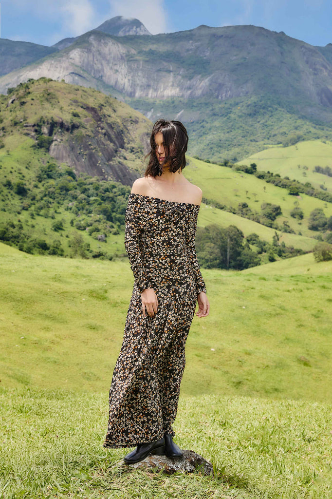 Tiny Flowers Long Sleeve Maxi Dress