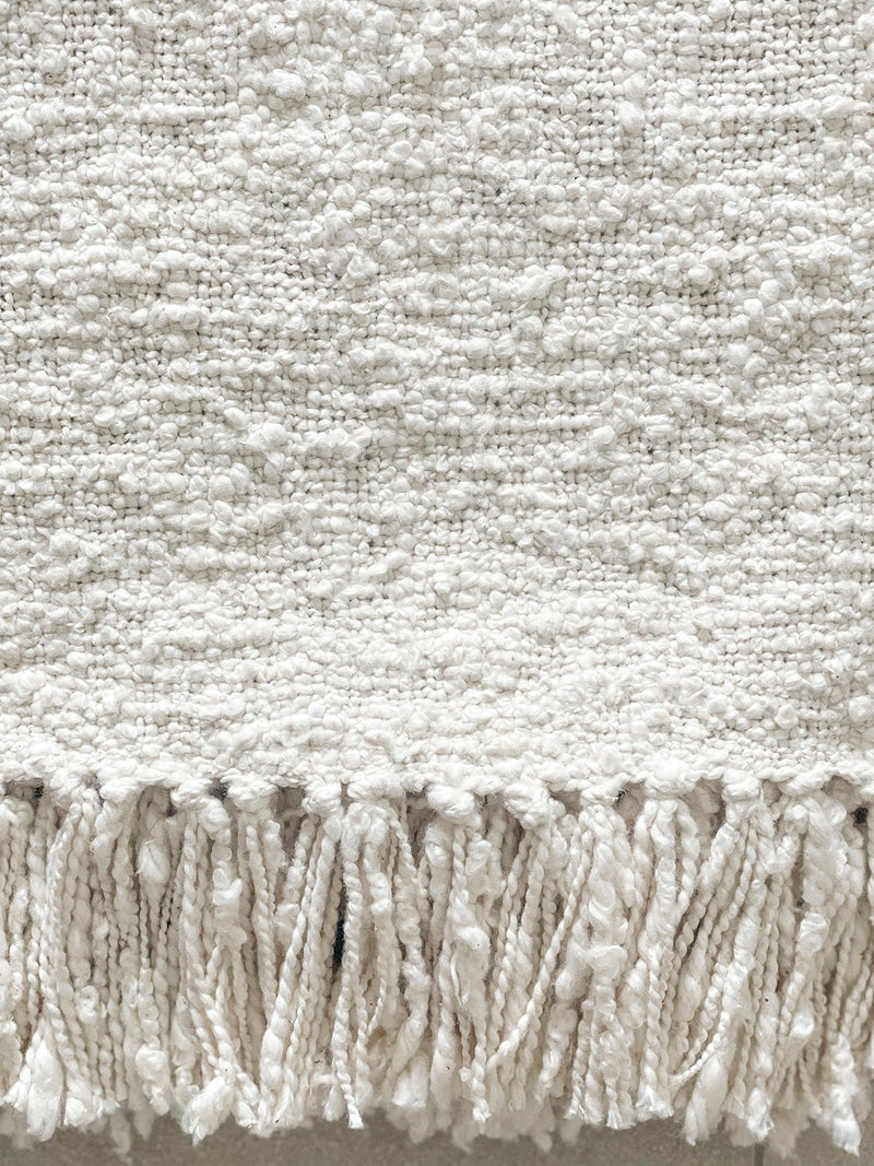 Cozy Cotton Boucle Fringe Throw - White