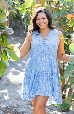 Walker & Wade Kaia Dress Short - Periwinkle Medallion