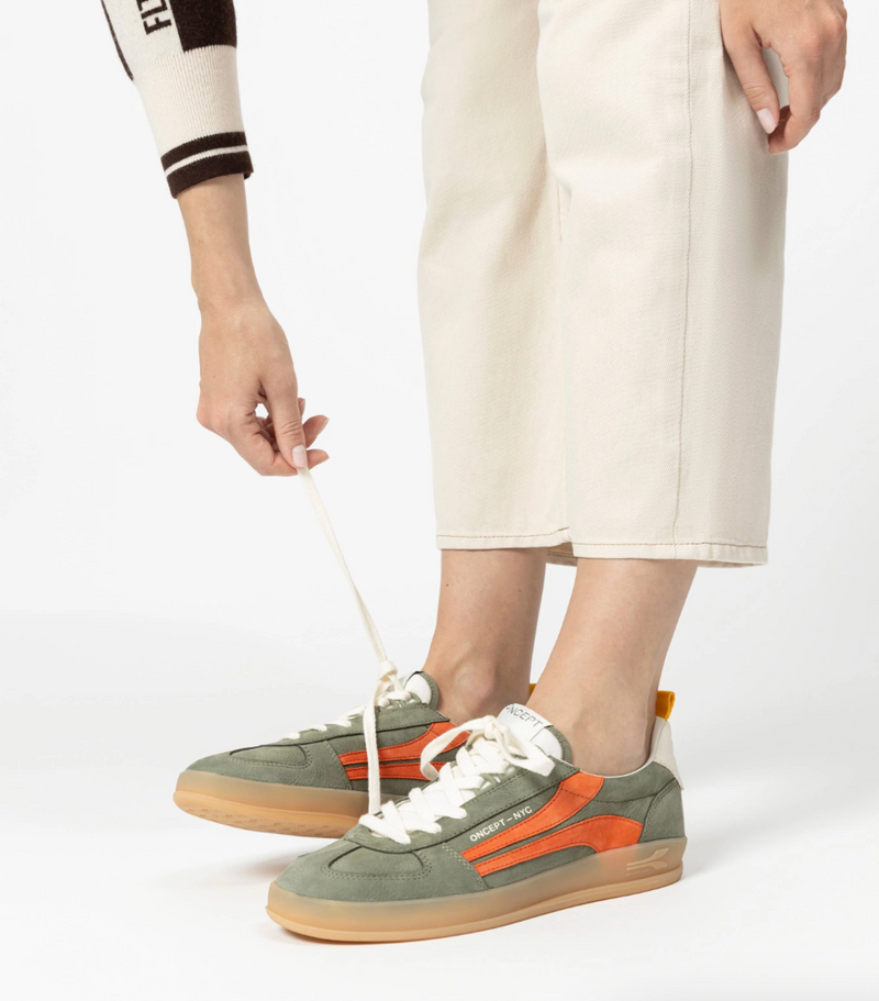 Fez Sneaker