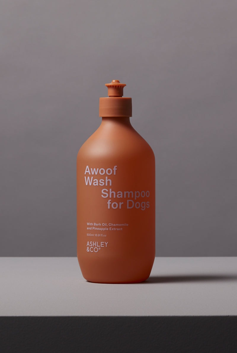 Awoof Wash Dog Shampoo - Doug, Dug & Dug