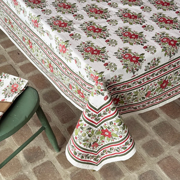 Holly & Berry Tablecloth - Ivory