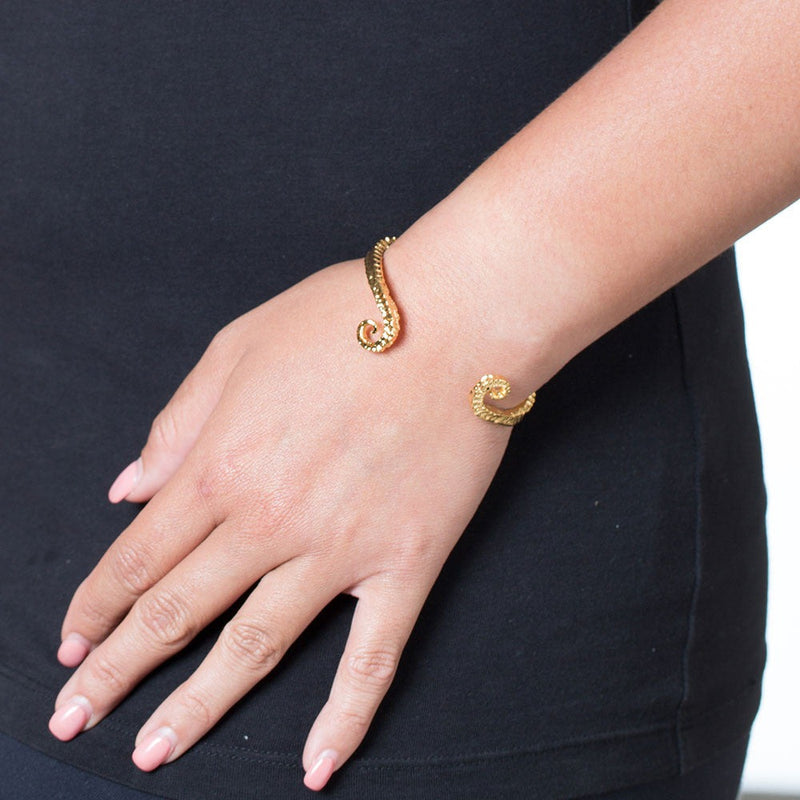 Seahorse Tail Cuff - Gold