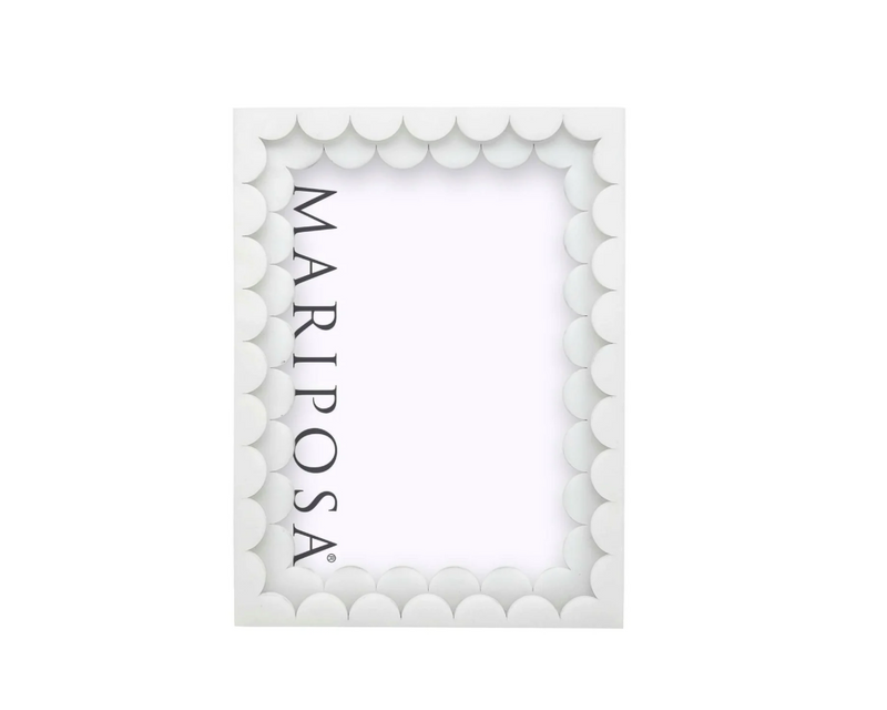 Acrylic Double Scallop 5x7 Picture Frame