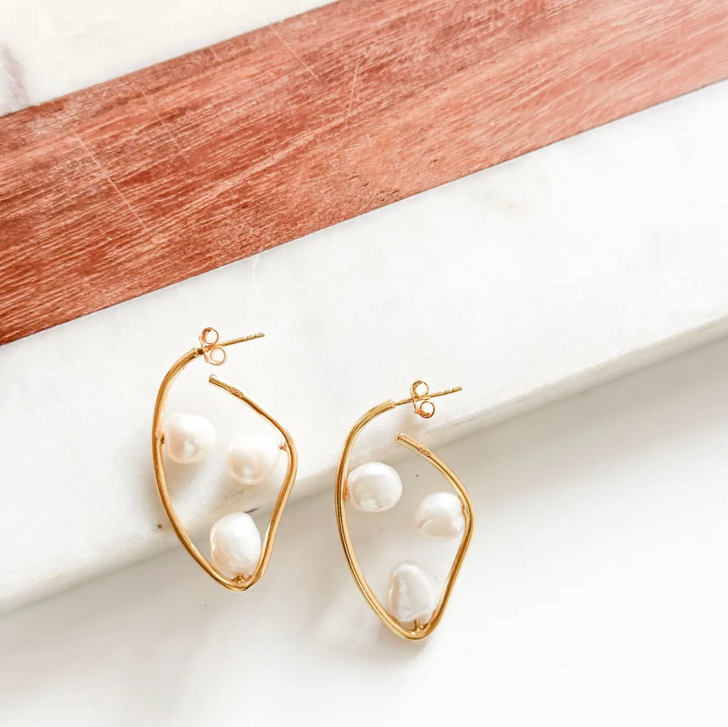 Emre Earrings - Pearl