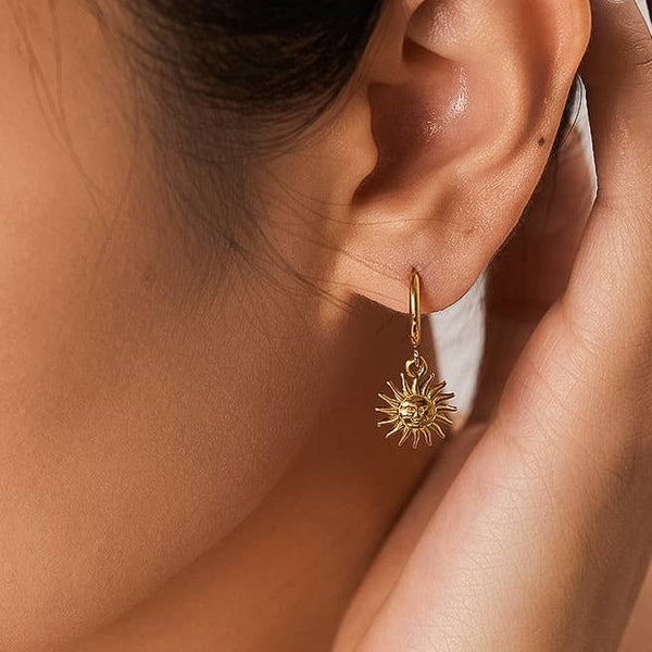 Perthe Sun Hoop Earrings - Gold