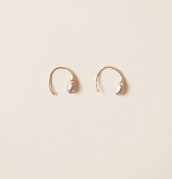 Half United Amelia Teeny Drop Pearl Earring
